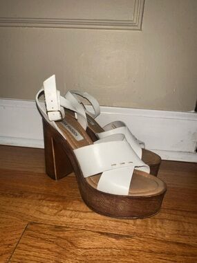 Steve Madden White Leather Platform Block Heel Sandals